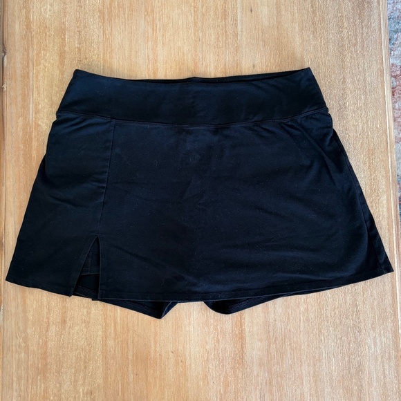 Old Navy Powersoft Skort - Picture 1 of 6